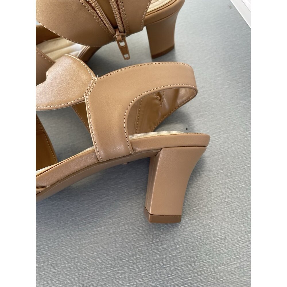 Easy Street Women's Pumps Square Heels 2" Zip Nude Color Size 6W NO BOX - Picture 7 of 11